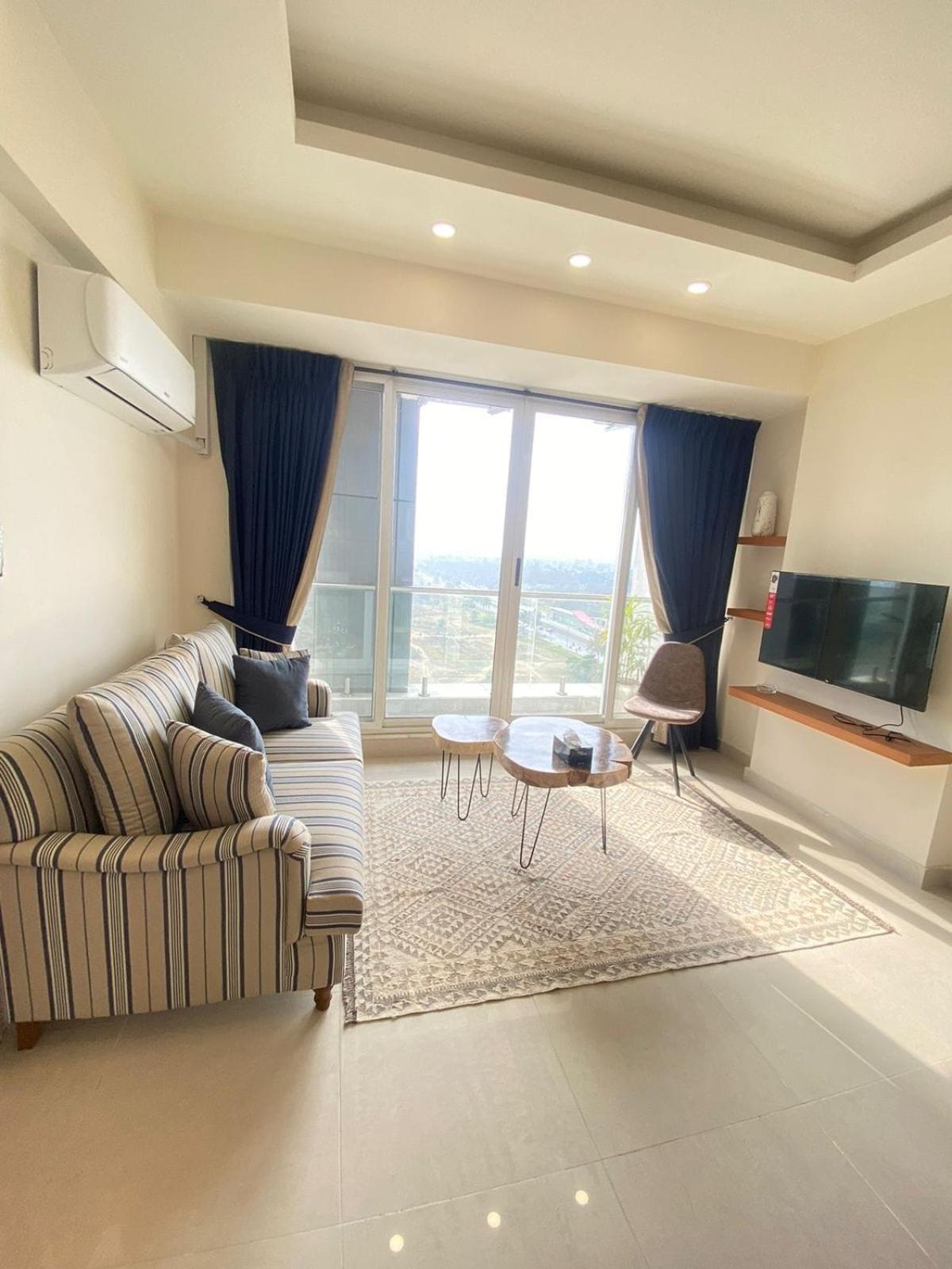 Modern 1-Bedroom On Top Floor With Scenic Views At Elysium Islamabad Exterior photo